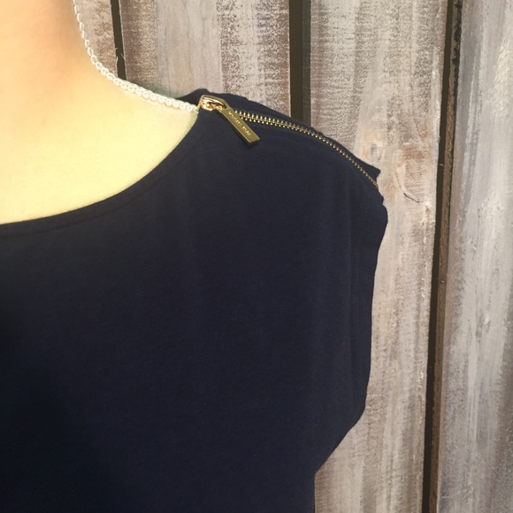 Michael Kors Navy Top Small - Picture 2 of 8